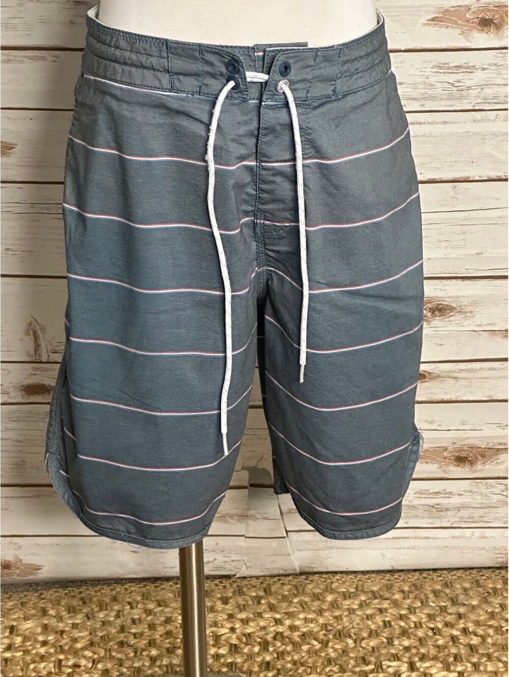 Billabong Recycler Lo Tides grey slate blue striped surfer boardshorts Size 33